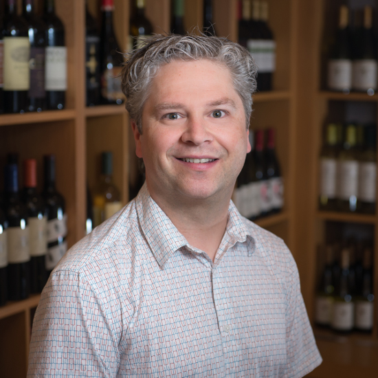 photo of staff member Jason MacLeod