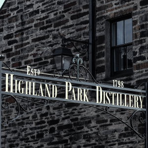Product image for Highland Park 12 Year Old Viking Honour