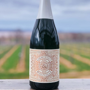 Product image for Lightfoot & Wolfville Bubbly White