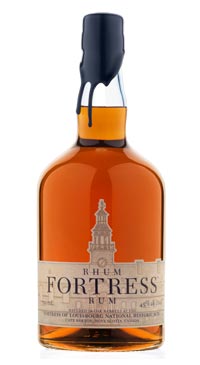 A product image for Sea Fever Fortress Amber Rum