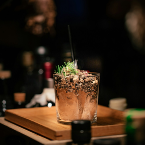 Product image for Dolin Vermouth Comoz Blanc