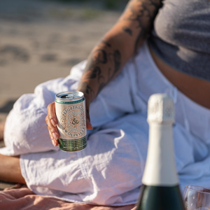 Product image for Lightfoot Bubbly White 237ml can