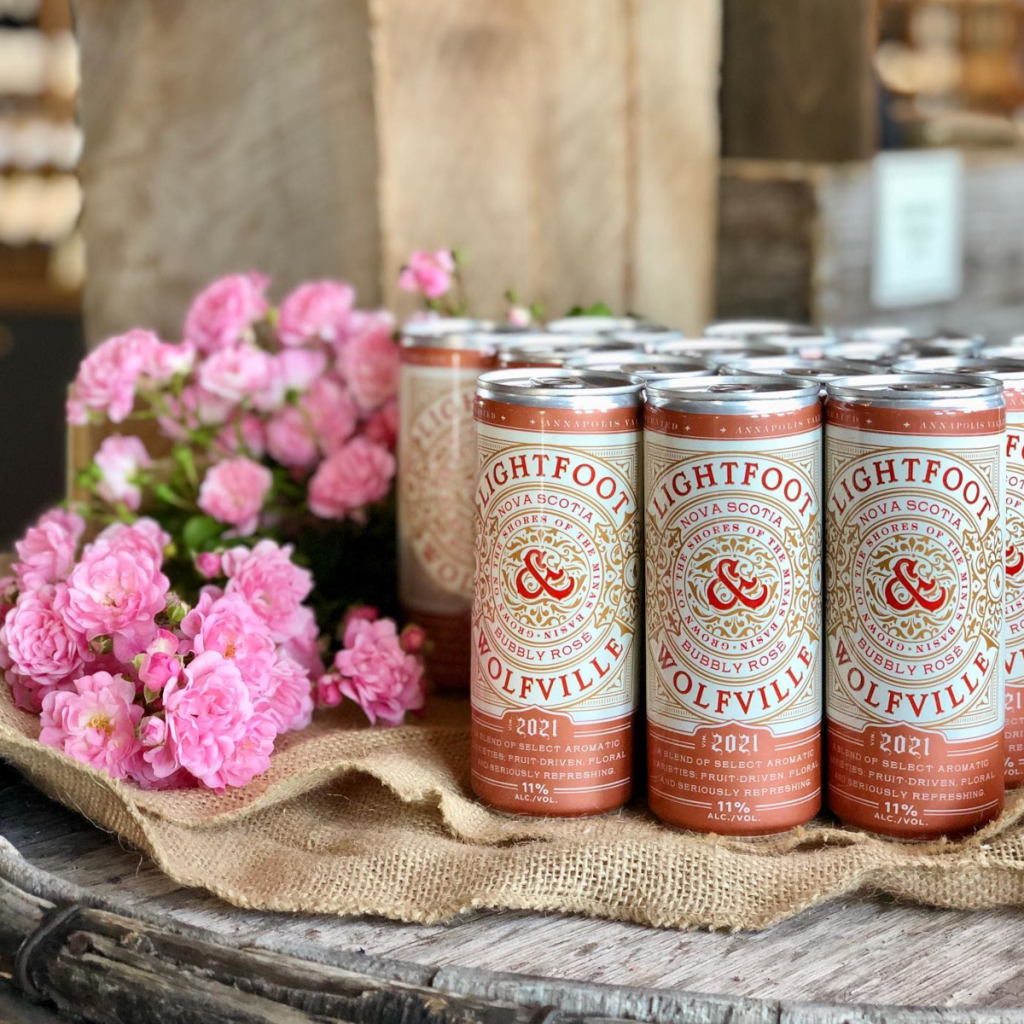 Product image for Lightfoot Bubbly Rose 237ml can