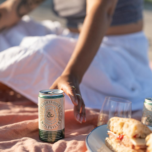 Product image for Lightfoot Bubbly White 237ml can