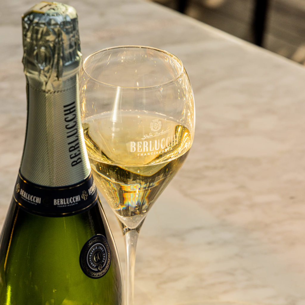 Product image for Berlucchi Franciacorta 61 Extra Brut