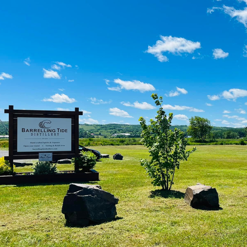 Product image for Barrelling Tide Rhubarb Liqueur