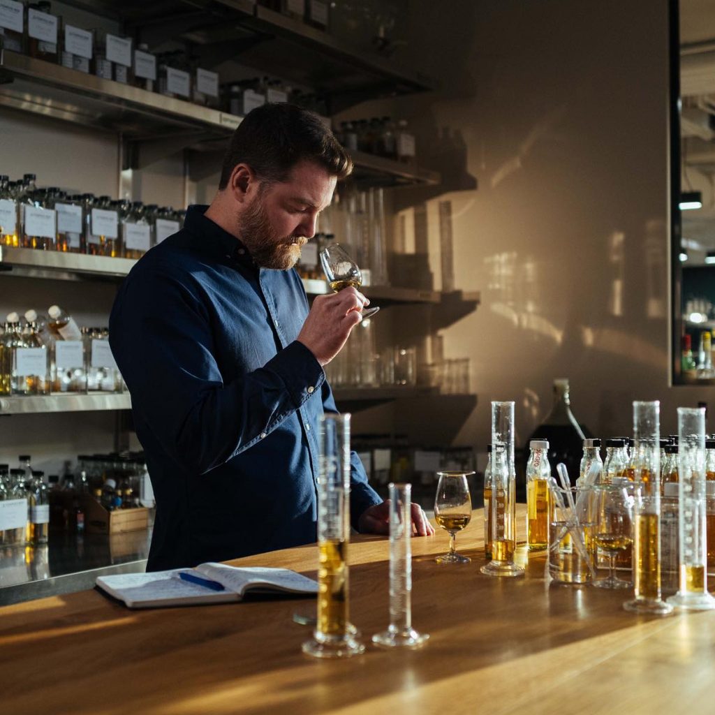 Product image for Compass Box Glasgow Blend Scotch Whisky