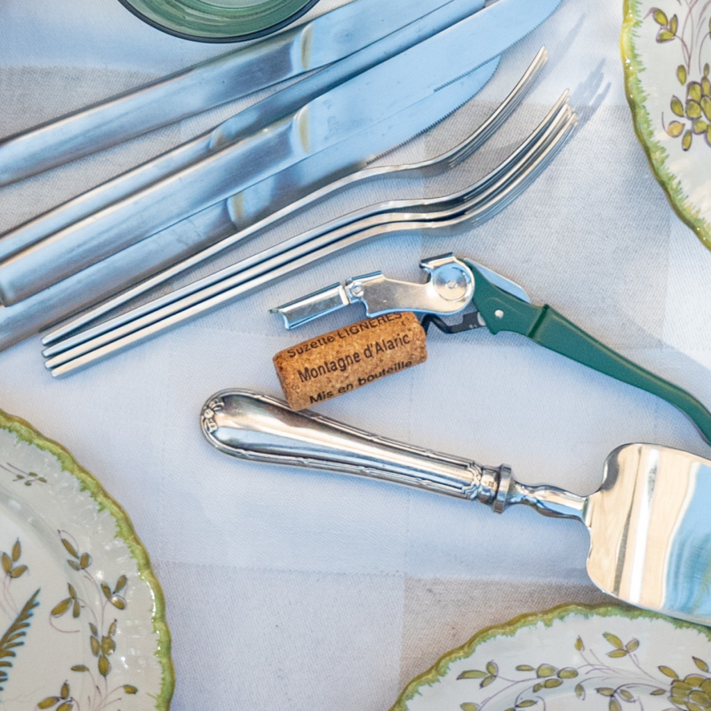 Product image for La Baronne Les Chemins Blanc