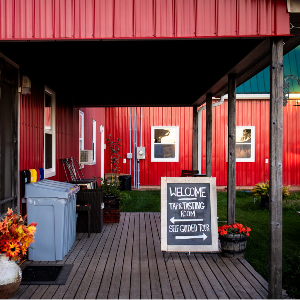 Product image for Deep Roots Distillery - Cranberry Mojito Cocktail