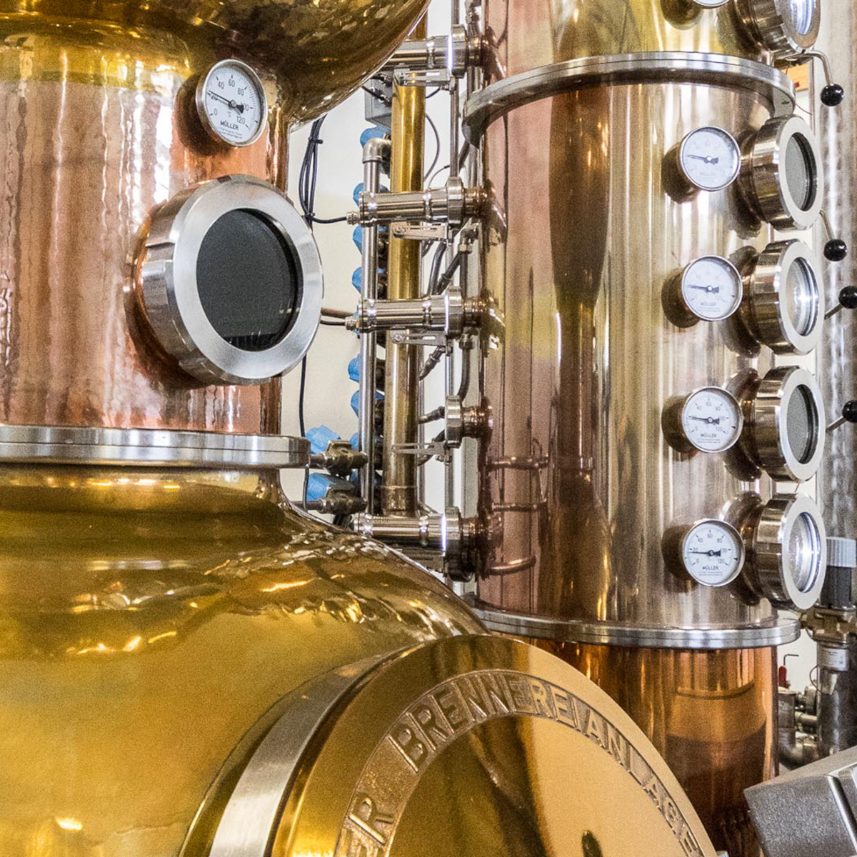 Product image for Barrelling Tide - Navy Strength Gin